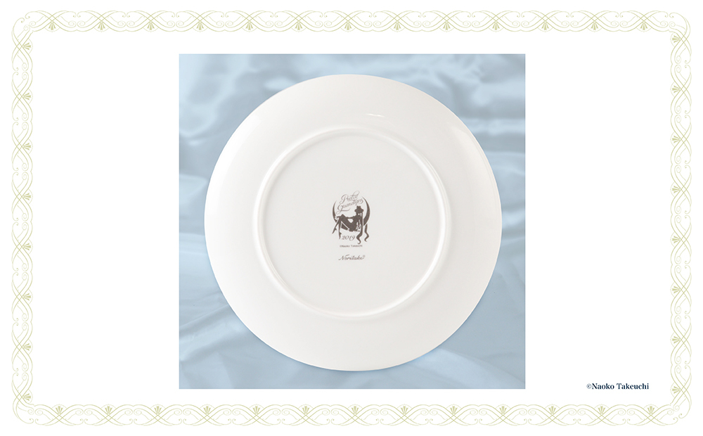 [Only for Pretty Guardians members] Noritake Collaboration Plate - Featuring the cover art from volume 5 of "Pretty Guardian Sailor Moon" (1993).